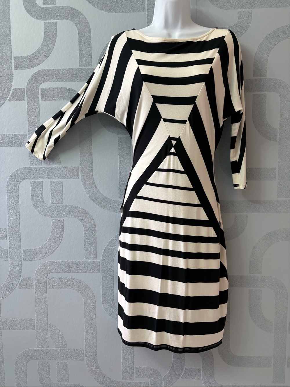 bebe Black and Cream Striped Geometric Midi Dress